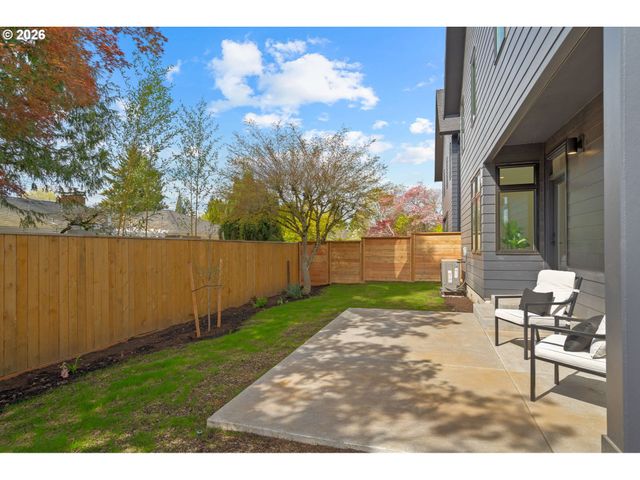 10992 Se Stanley Ave, Milwaukie, OR 97222