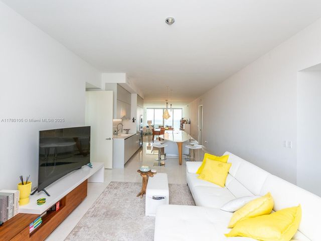 16901 Collins Ave 703, Sunny Isles Beach, FL 33160