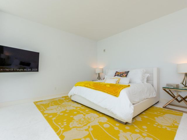 16901 Collins Ave 703, Sunny Isles Beach, FL 33160