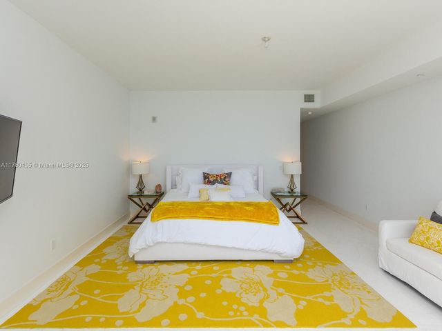 16901 Collins Ave 703, Sunny Isles Beach, FL 33160