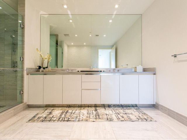 16901 Collins Ave 703, Sunny Isles Beach, FL 33160