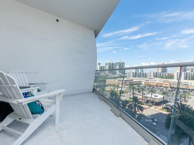 16901 Collins Ave 703, Sunny Isles Beach, FL 33160