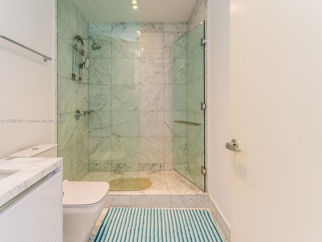 16901 Collins Ave 703, Sunny Isles Beach, FL 33160