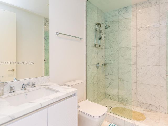 16901 Collins Ave 703, Sunny Isles Beach, FL 33160