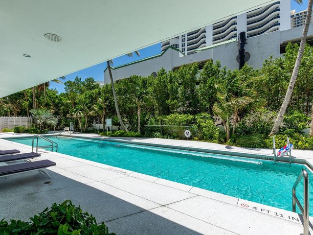 16901 Collins Ave 703, Sunny Isles Beach, FL 33160