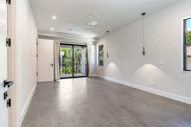 919 NE 17th Terrace A, Fort Lauderdale, FL 33304