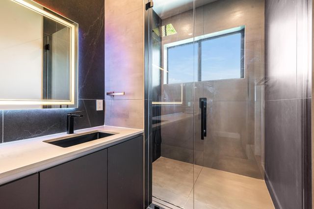 919 NE 17th Terrace A, Fort Lauderdale, FL 33304