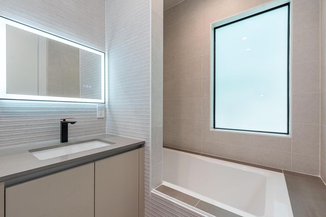 919 NE 17th Terrace A, Fort Lauderdale, FL 33304