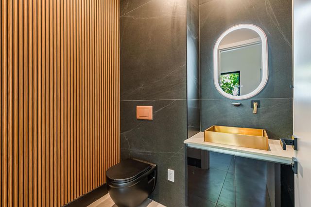 919 NE 17th Terrace A, Fort Lauderdale, FL 33304