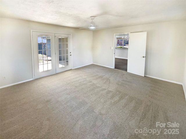 932 Sunset Drive, Salisbury, NC 28147