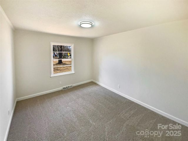 932 Sunset Drive, Salisbury, NC 28147