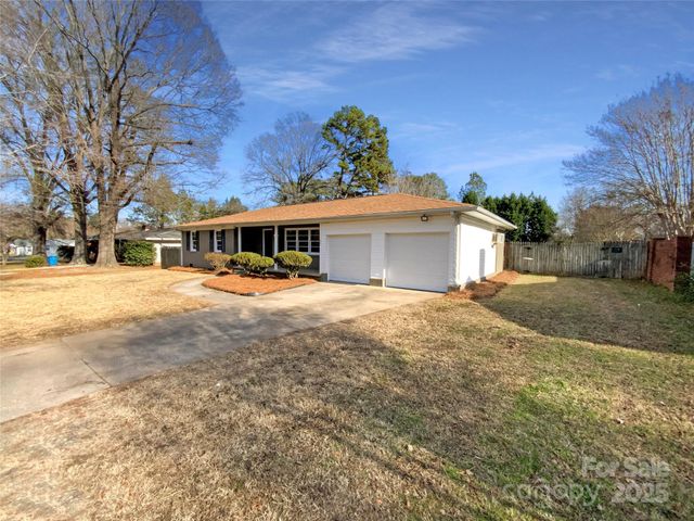 932 Sunset Drive, Salisbury, NC 28147