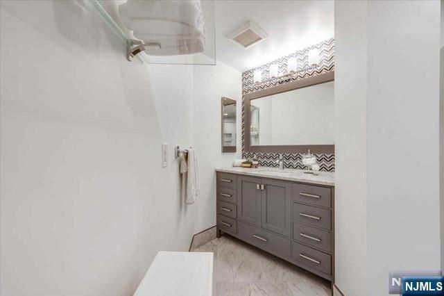 1100 Clinton Street 101, Hoboken, NJ 07030