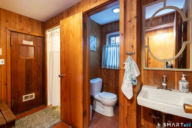 380 Wildwood Drive, Orange, CT 06477