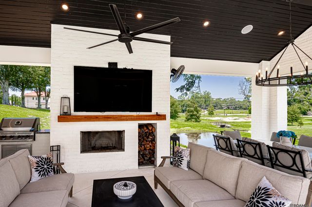 170 Fulwar Skipwith Rd, Baton Rouge, LA 70810