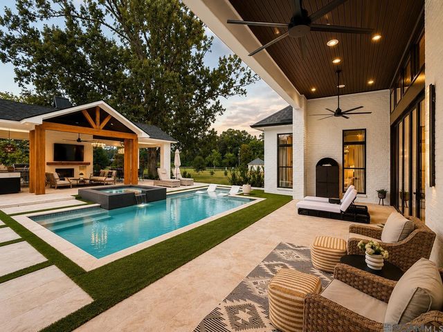 170 Fulwar Skipwith Rd, Baton Rouge, LA 70810
