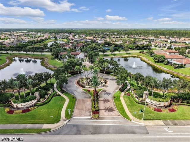 9157 Glenforest DR, Naples, FL 34120