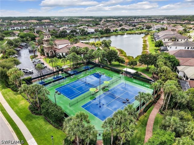 9157 Glenforest DR, Naples, FL 34120