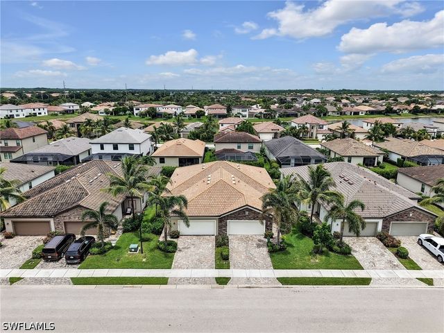 9157 Glenforest DR, Naples, FL 34120