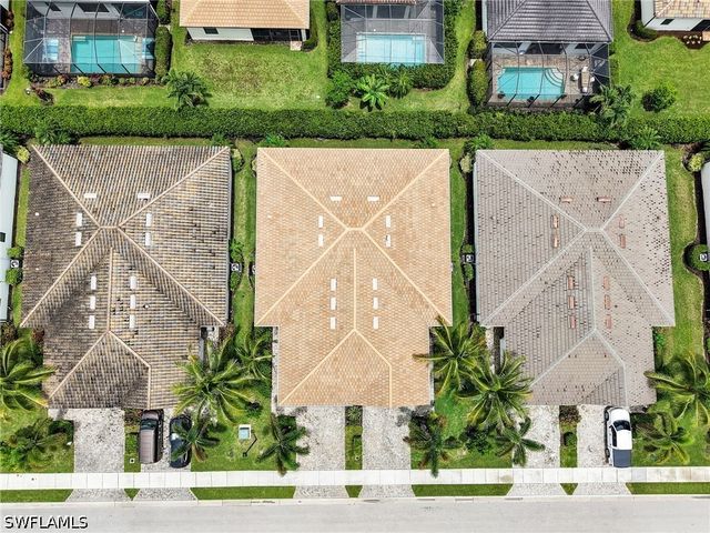 9157 Glenforest DR, Naples, FL 34120