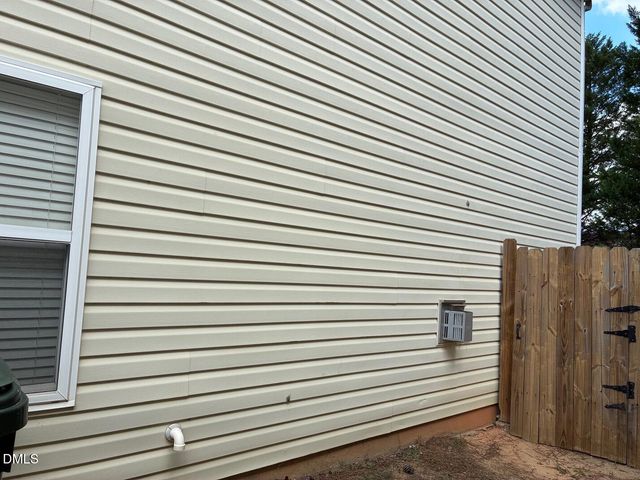 2909 Glade Aster Court, Raleigh, NC 27604