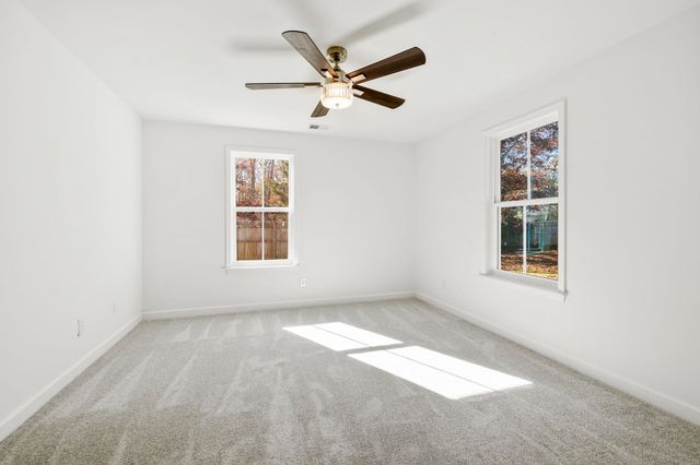 206 Dexter Bend Court, Fountain Inn, SC 29644