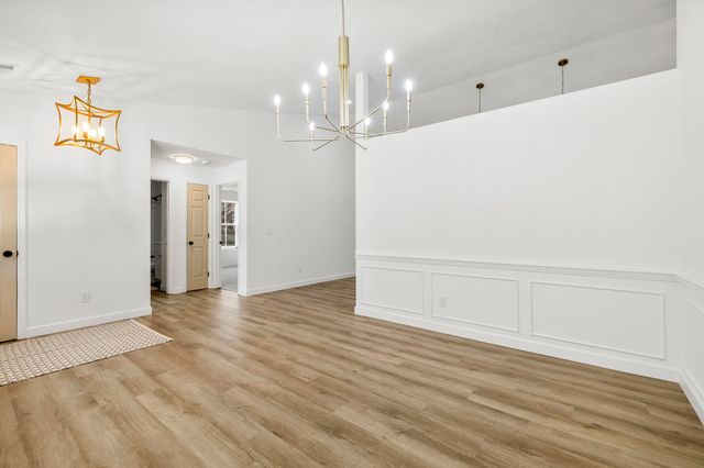 206 Dexter Bend Court, Fountain Inn, SC 29644