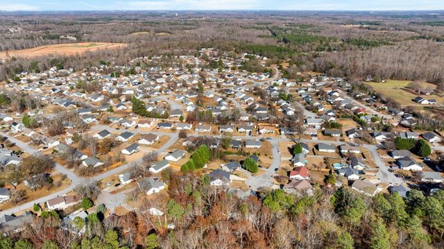 206 Dexter Bend Court, Fountain Inn, SC 29644