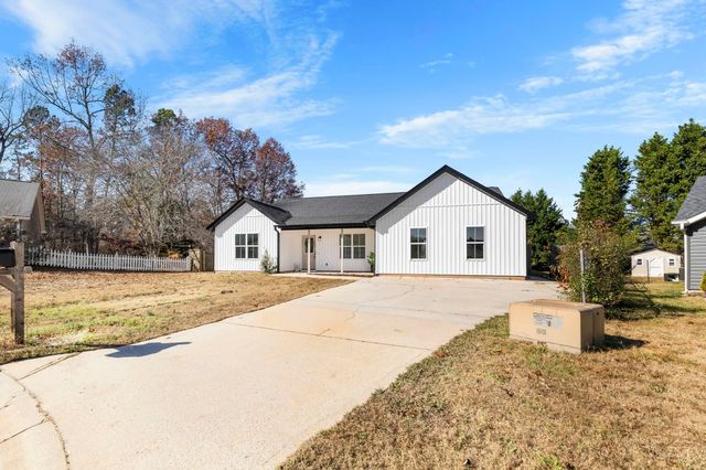 206 Dexter Bend Court, Fountain Inn, SC 29644