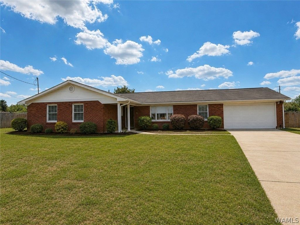 31 El Dorado E, Tuscaloosa, AL 35405