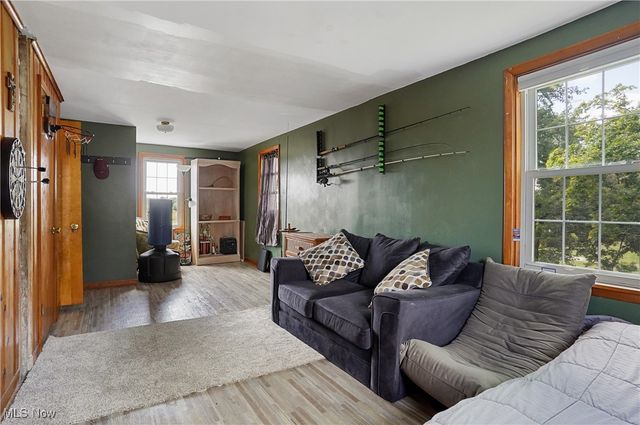 3079 W South Range Road, Columbiana, OH 44408