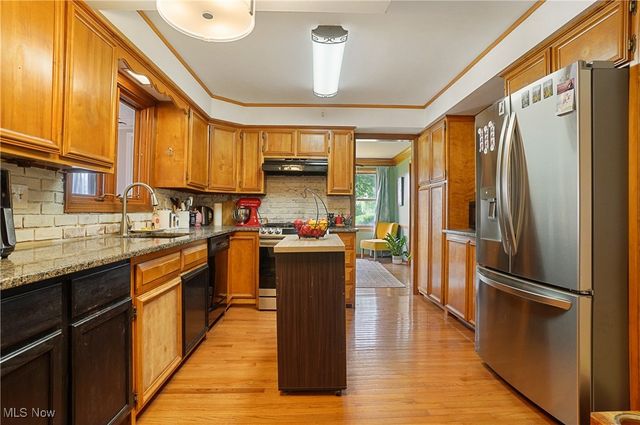 3079 W South Range Road, Columbiana, OH 44408