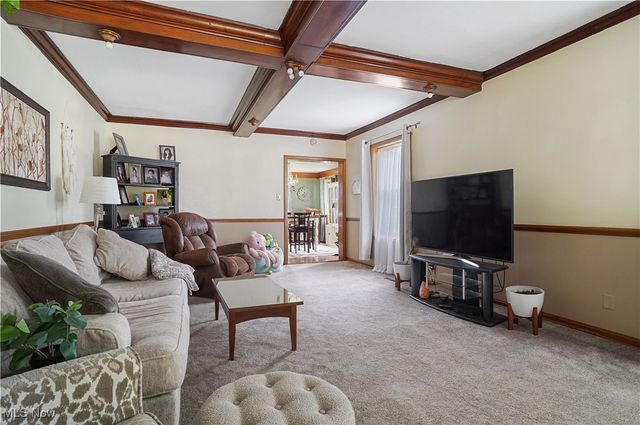 3079 W South Range Road, Columbiana, OH 44408