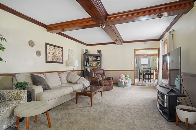 3079 W South Range Road, Columbiana, OH 44408