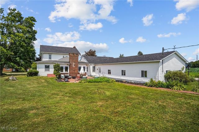 3079 W South Range Road, Columbiana, OH 44408