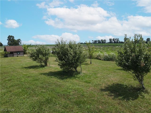 3079 W South Range Road, Columbiana, OH 44408