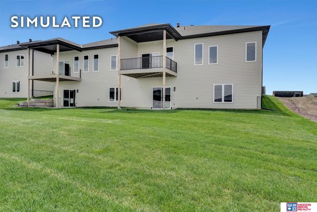 10514 Majestic Lane, Lincoln, NE 68527