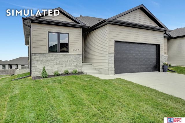 10514 Majestic Lane, Lincoln, NE 68527