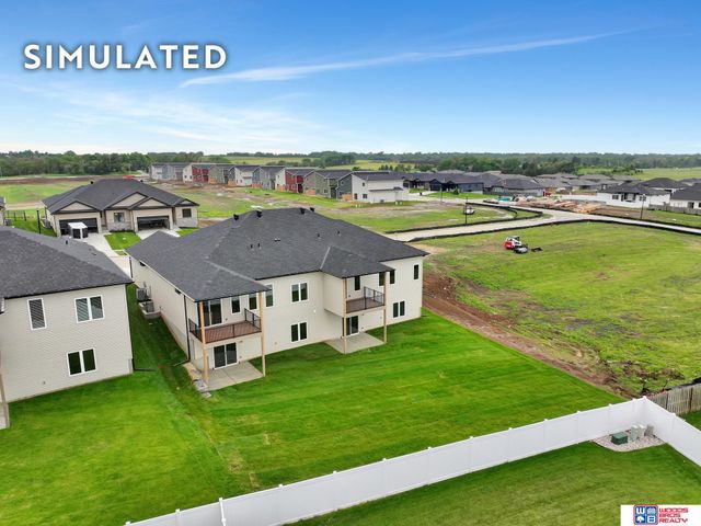 10514 Majestic Lane, Lincoln, NE 68527