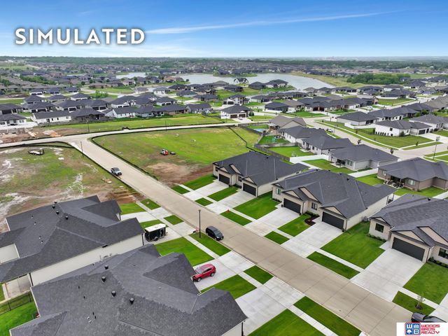 10514 Majestic Lane, Lincoln, NE 68527