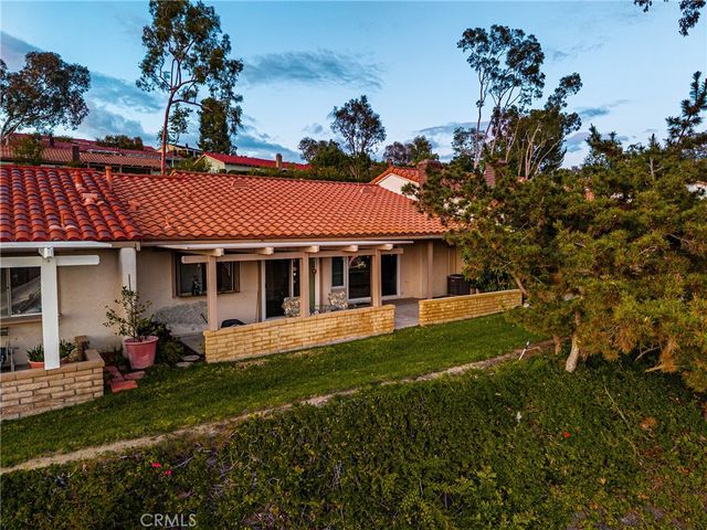 28052 Via Herrera, Mission Viejo, CA 92692