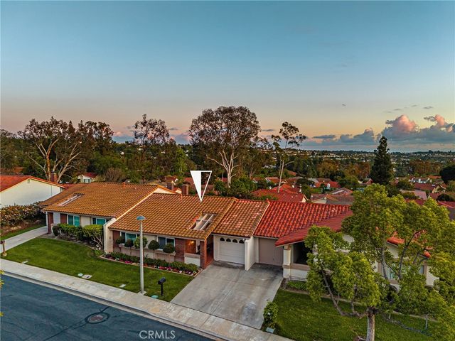 28052 Via Herrera, Mission Viejo, CA 92692