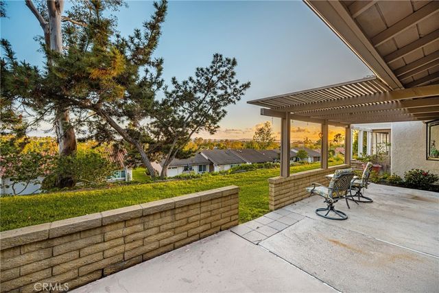 28052 Via Herrera, Mission Viejo, CA 92692