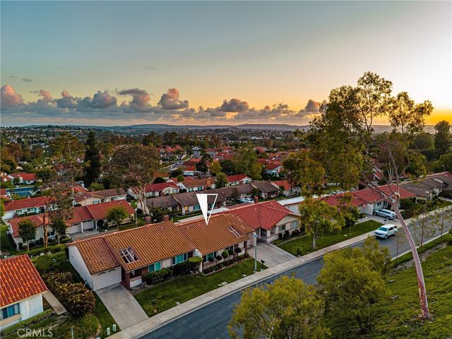 28052 Via Herrera, Mission Viejo, CA 92692
