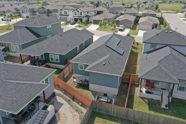 305 Stone Water LN, Jarrell, TX 76537