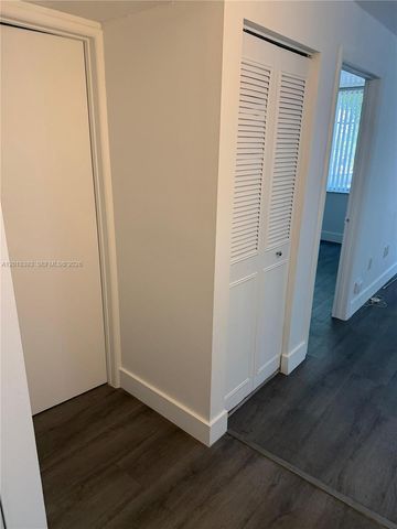 1740 NW N River Dr 325, Miami, FL 33125