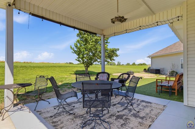 5919 NE Shaffer RD, Topeka, KS 66617