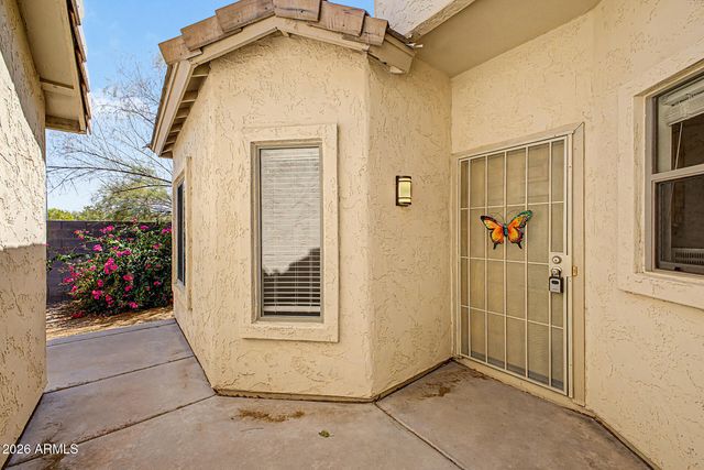 32 N Eaton Place, Chandler, AZ 85226
