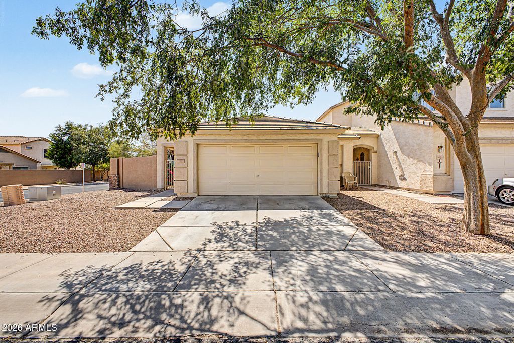 32 N Eaton Place, Chandler, AZ 85226