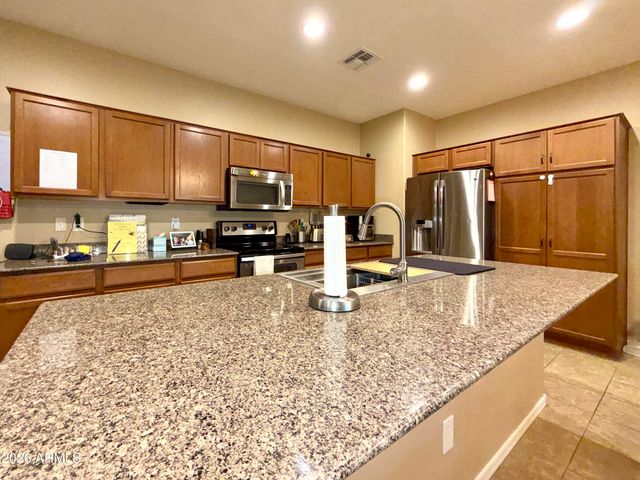 3230 E ROCHELLE Street, Mesa, AZ 85213